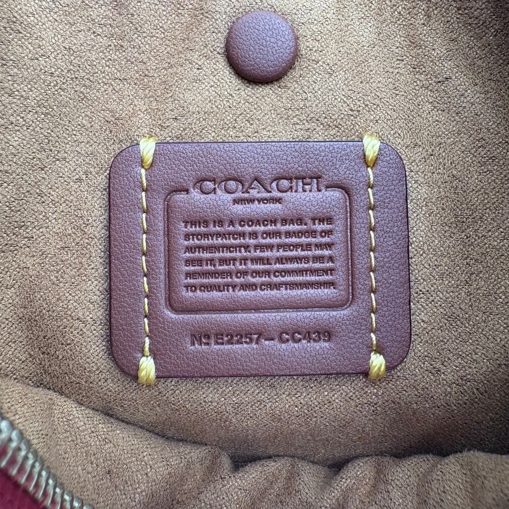 Coach Signature Hobo Shoulder Bag , Authenticated Pre-Owned Luxury - Picture 8 of 9